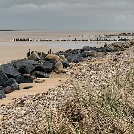 Spacious & Bright On D-day Beaches Βίλα *