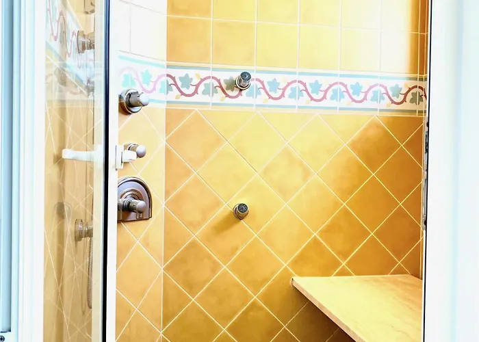 Spacious & Bright On D-day Beaches *